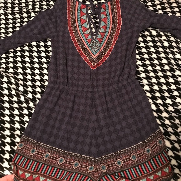 💜ROMPER💜 - Picture 2 of 2